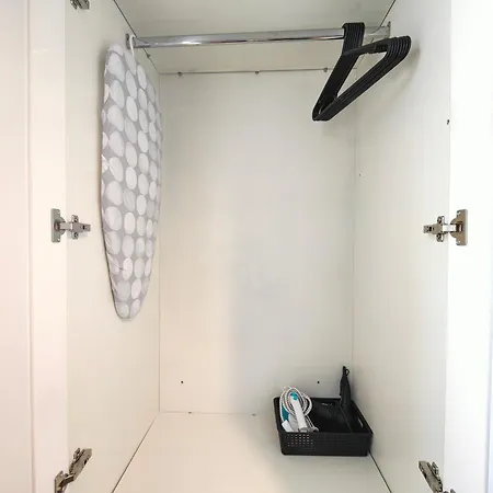 Cosy Holiday Studio In Hazel Grove - Self Catering Apartment 1 Exterior photo