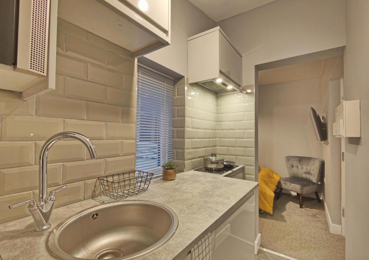 Cosy In - Self Catering 1 * Hazel Grove